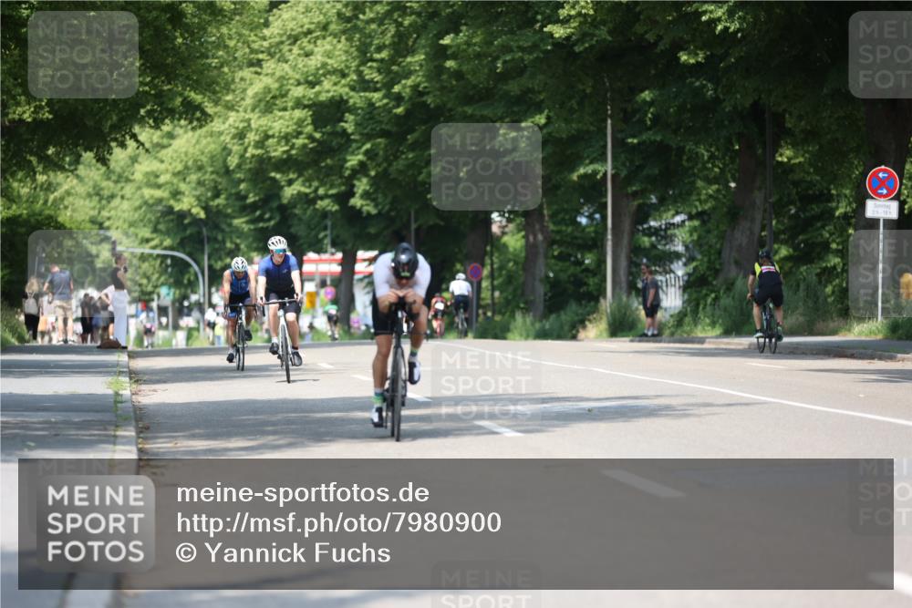 15.06.2025 - 7 Türme Triathlon Yannick Fuchs http://msf.ph/oto/7980900 15.06.2025 12:48:58 Radfahren 256, 262, 445, 446, 633 meine-sportfotos.de