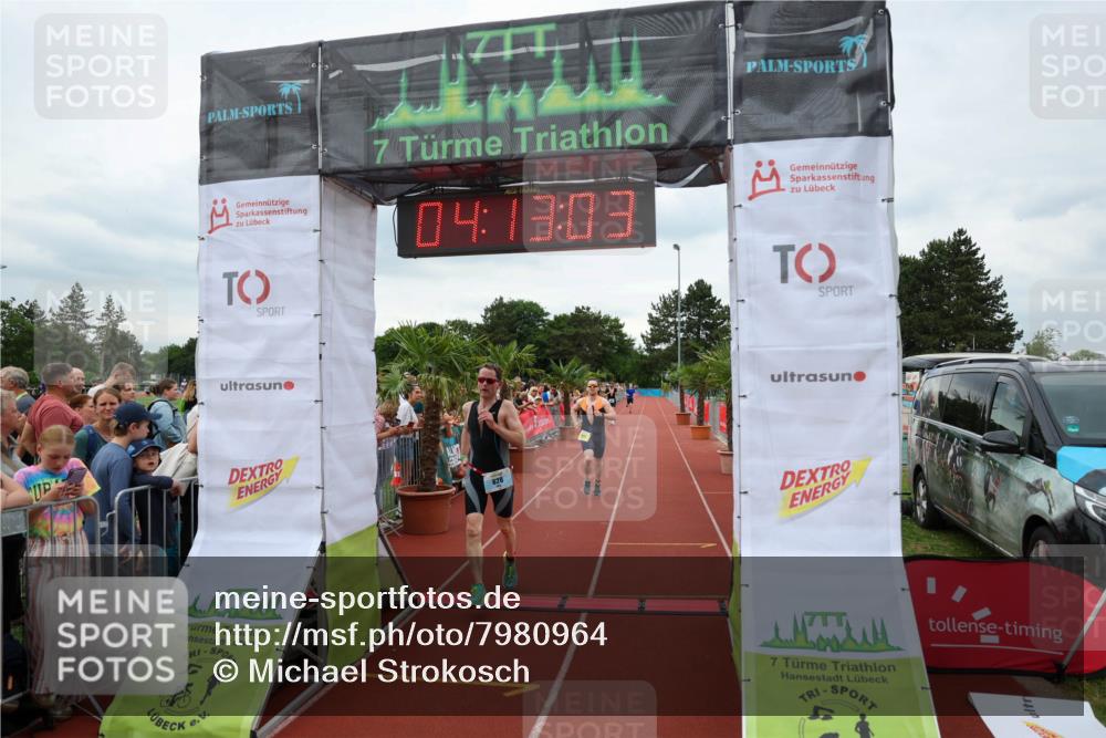 15.06.2025 - 7 Türme Triathlon Michael Strokosch http://msf.ph/oto/7980964 15.06.2025 14:13:03 Ziel 412, 628, 892 meine-sportfotos.de