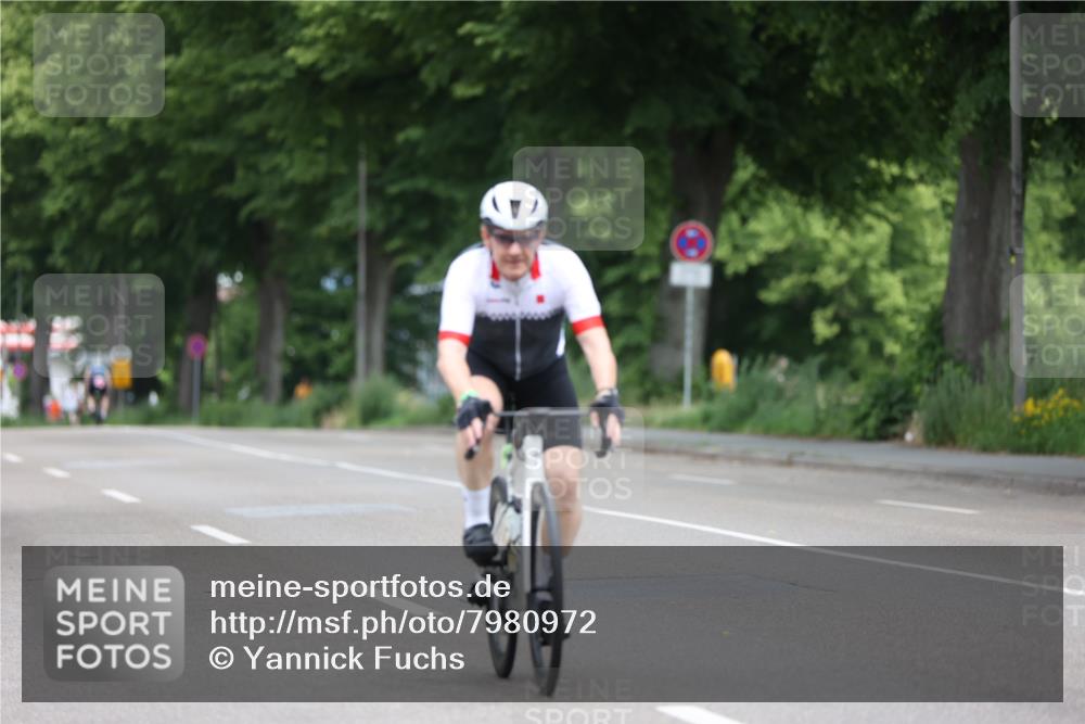 15.06.2025 - 7 Türme Triathlon Yannick Fuchs http://msf.ph/oto/7980972 15.06.2025 11:23:50 Radfahren  meine-sportfotos.de