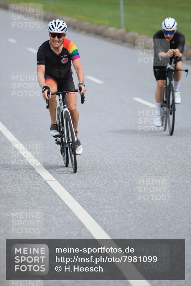 15.06.2025 - 27. Vierlanden-Triathlon H.Heesch http://msf.ph/oto/7981099 15.06.2025 10:45:53 Radfahren 78, 412 meine-sportfotos.de