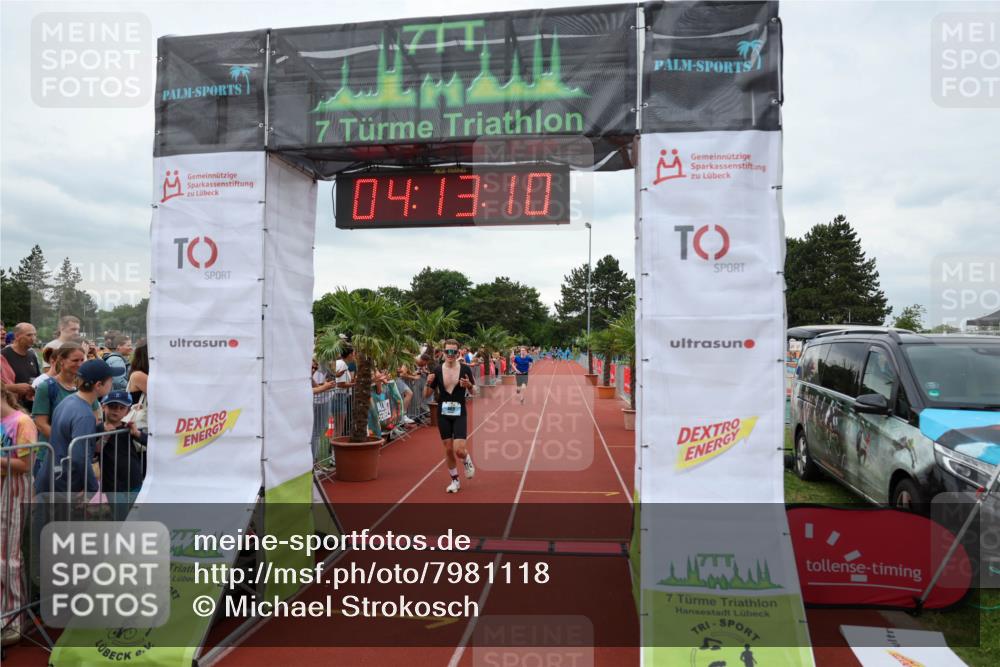 15.06.2025 - 7 Türme Triathlon Michael Strokosch http://msf.ph/oto/7981118 15.06.2025 14:13:10 Ziel 489, 628, 892, 1085 meine-sportfotos.de