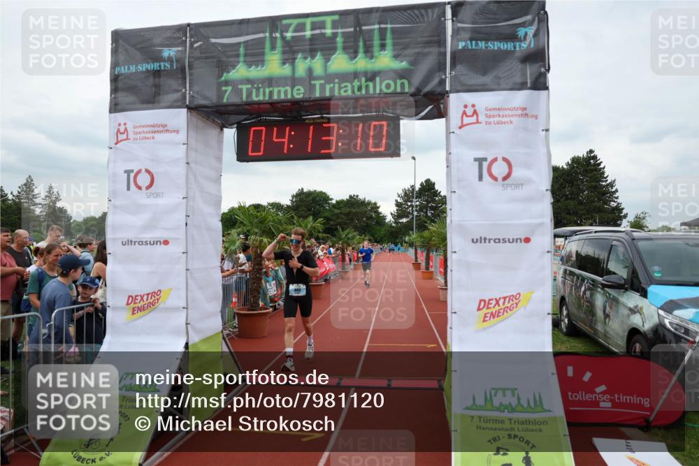 15.06.2025 - 7 Türme Triathlon Michael Strokosch http://msf.ph/oto/7981120 15.06.2025 14:13:10 Ziel 489, 628, 892, 1085 meine-sportfotos.de