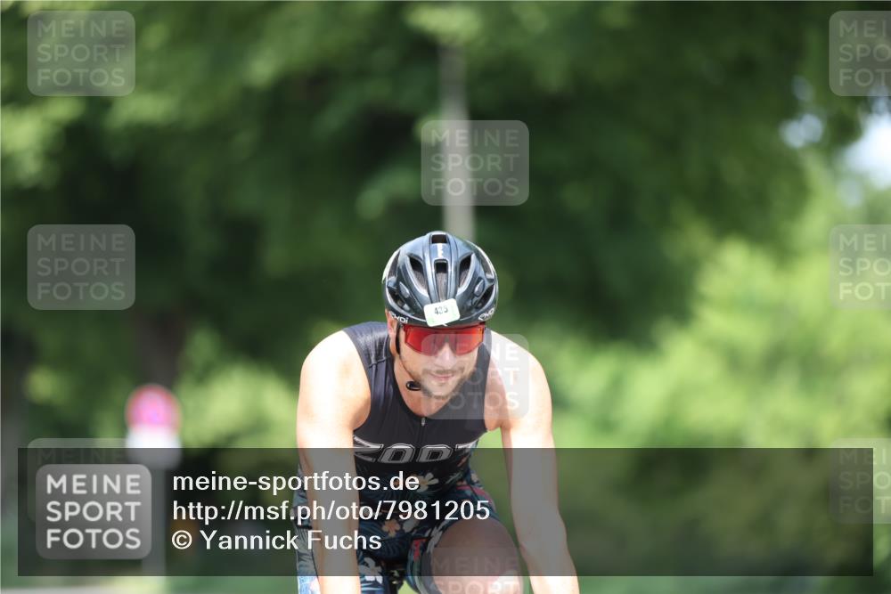 15.06.2025 - 7 Türme Triathlon Yannick Fuchs http://msf.ph/oto/7981205 15.06.2025 12:49:26 Radfahren 247, 366, 397, 656 meine-sportfotos.de