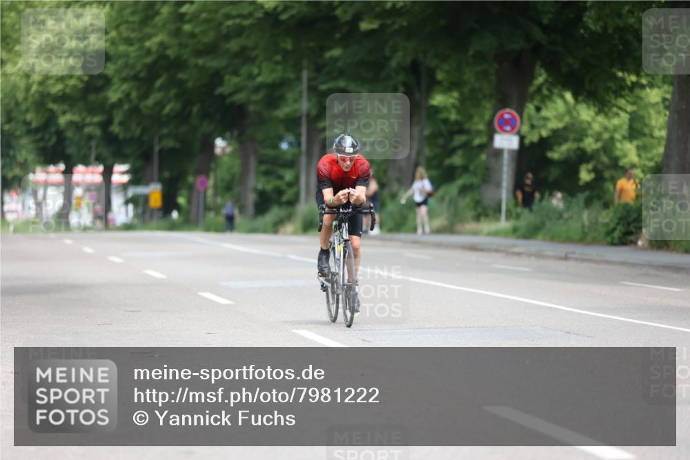 15.06.2025 - 7 Türme Triathlon Yannick Fuchs http://msf.ph/oto/7981222 15.06.2025 11:24:49 Radfahren  meine-sportfotos.de