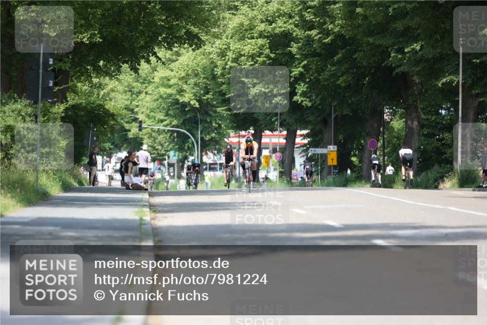 15.06.2025 - 7 Türme Triathlon Yannick Fuchs http://msf.ph/oto/7981224 15.06.2025 12:49:29 Radfahren 247, 366, 397, 638 meine-sportfotos.de