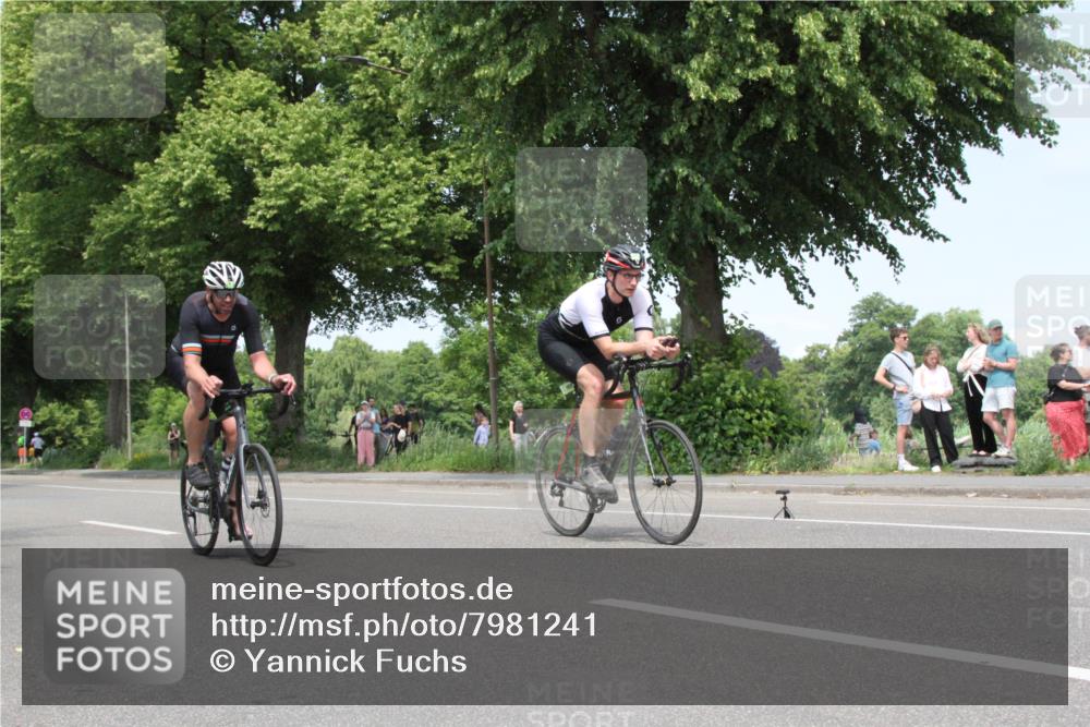 15.06.2025 - 7 Türme Triathlon Yannick Fuchs http://msf.ph/oto/7981241 15.06.2025 13:28:32 Radfahren  meine-sportfotos.de