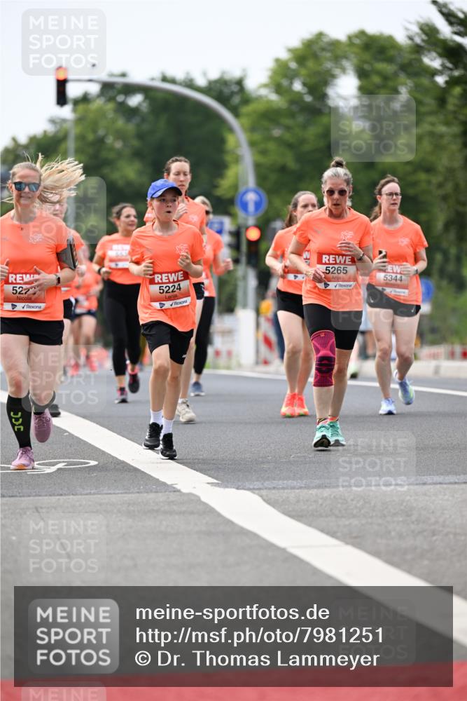 15.06.2025 - REWE Women's Run Dr. Thomas Lammeyer http://msf.ph/oto/7981251 15.06.2025 10:45:44 Laufen 52, 5224, 5265, 5344 meine-sportfotos.de
