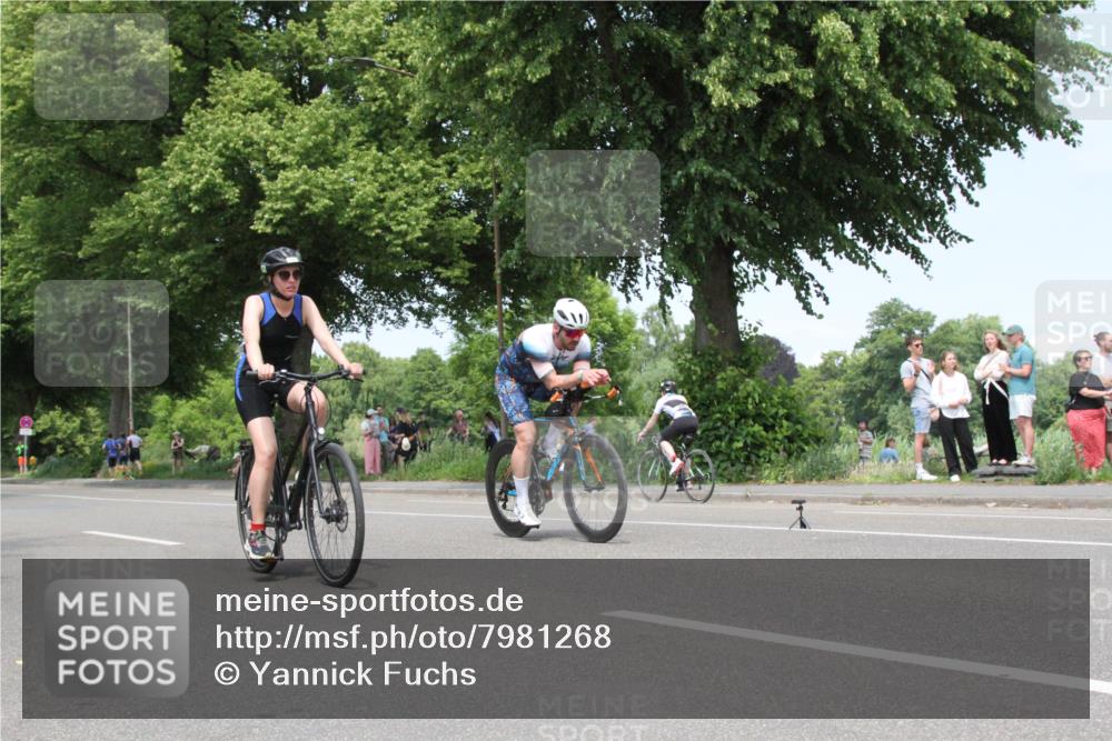 15.06.2025 - 7 Türme Triathlon Yannick Fuchs http://msf.ph/oto/7981268 15.06.2025 13:28:35 Radfahren  meine-sportfotos.de