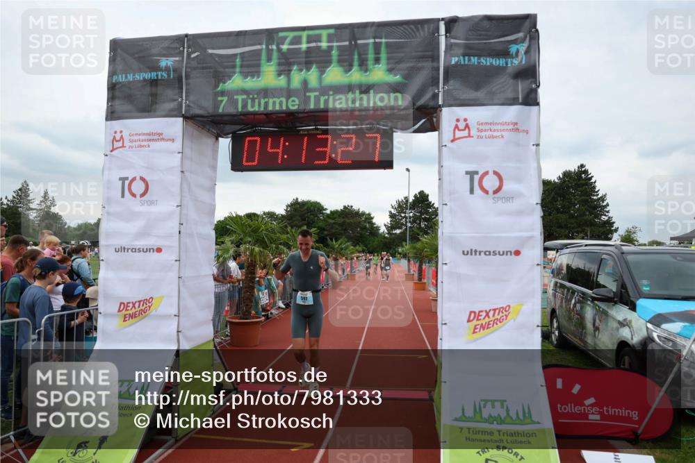 15.06.2025 - 7 Türme Triathlon Michael Strokosch http://msf.ph/oto/7981333 15.06.2025 14:13:27 Ziel 545, 597 meine-sportfotos.de