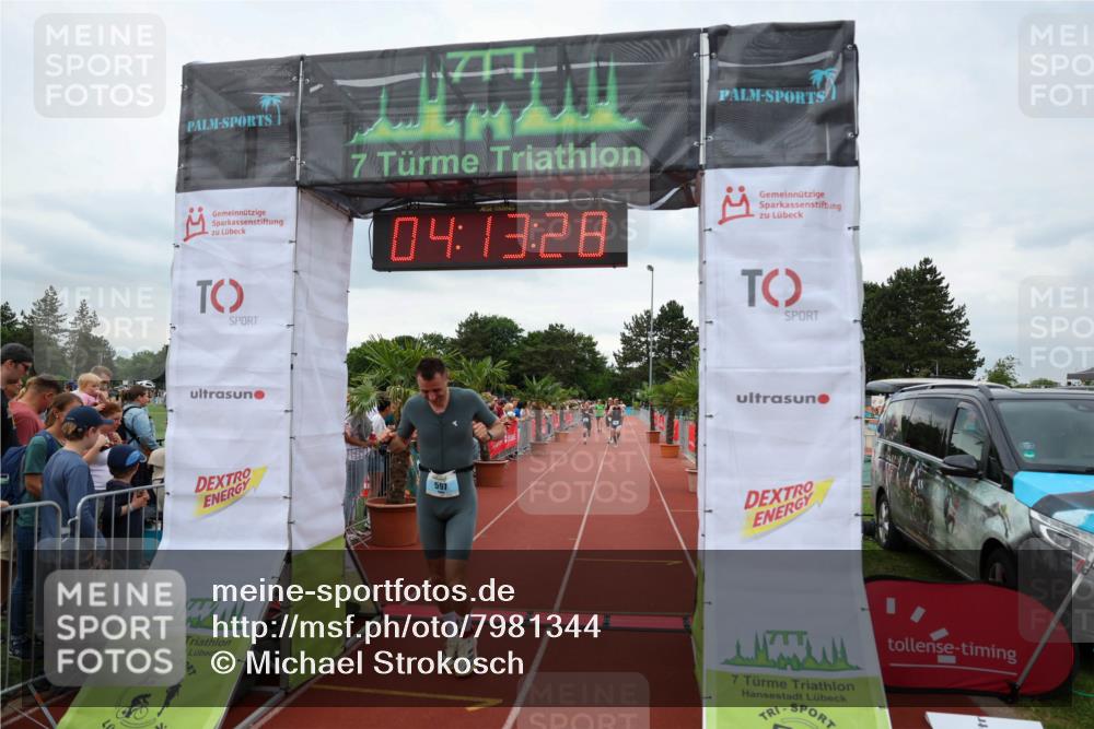 15.06.2025 - 7 Türme Triathlon Michael Strokosch http://msf.ph/oto/7981344 15.06.2025 14:13:28 Ziel 422, 545, 597 meine-sportfotos.de