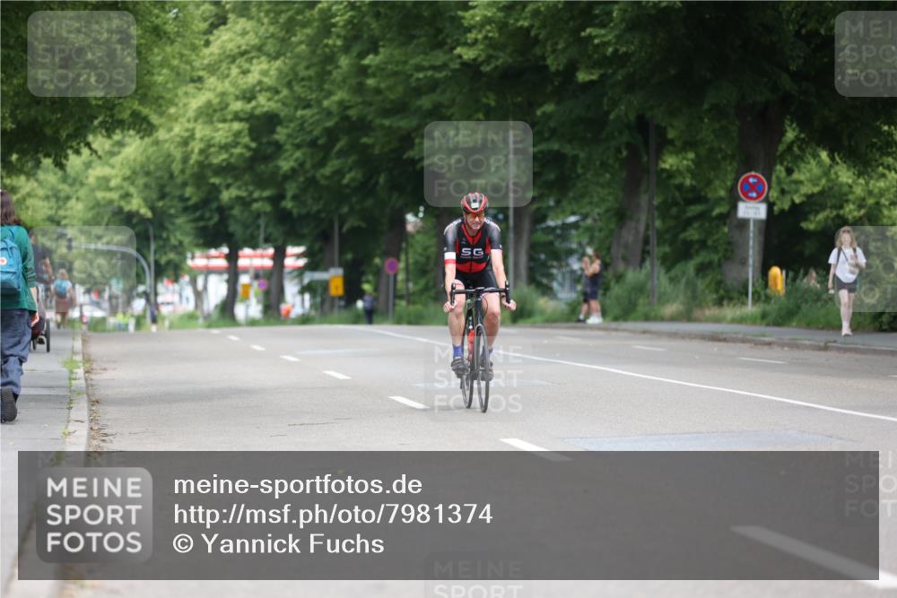 15.06.2025 - 7 Türme Triathlon Yannick Fuchs http://msf.ph/oto/7981374 15.06.2025 11:25:04 Radfahren  meine-sportfotos.de