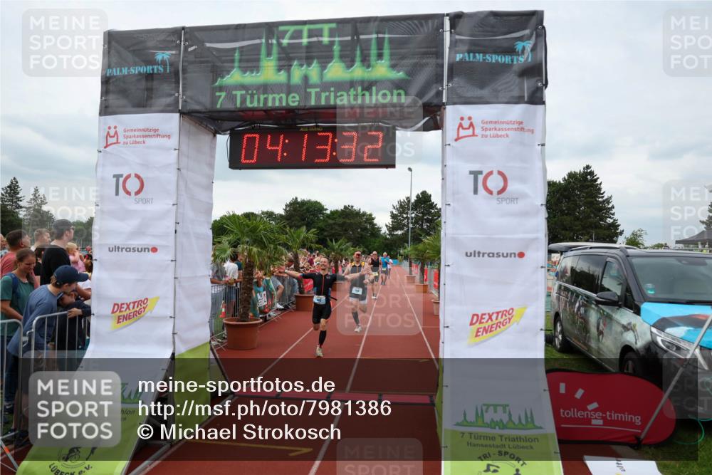 15.06.2025 - 7 Türme Triathlon Michael Strokosch http://msf.ph/oto/7981386 15.06.2025 14:13:32 Ziel 422, 597, 638, 798 meine-sportfotos.de