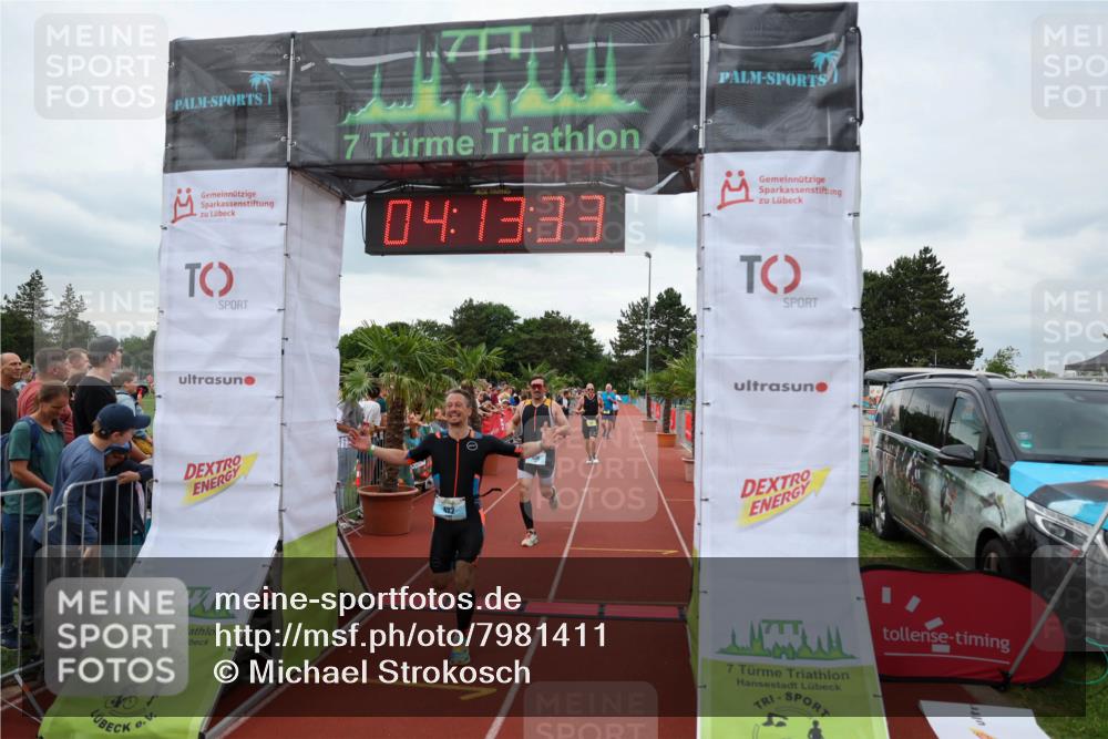 15.06.2025 - 7 Türme Triathlon Michael Strokosch http://msf.ph/oto/7981411 15.06.2025 14:13:32 Ziel 422, 597, 638, 798 meine-sportfotos.de
