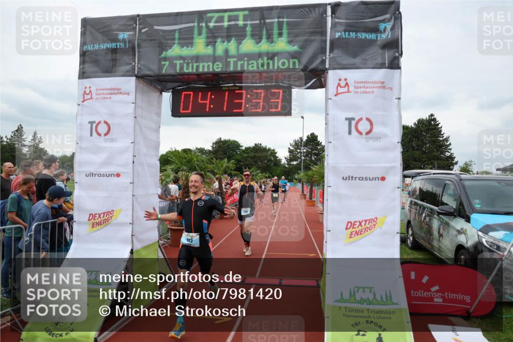 15.06.2025 - 7 Türme Triathlon Michael Strokosch http://msf.ph/oto/7981420 15.06.2025 14:13:33 Ziel 422, 597, 638, 798 meine-sportfotos.de