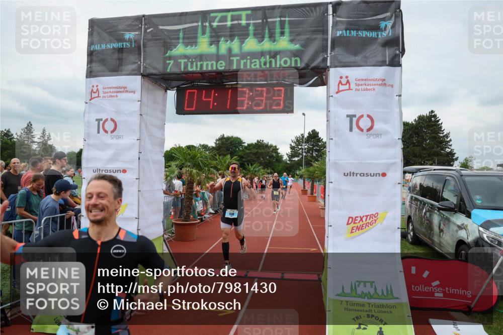 15.06.2025 - 7 Türme Triathlon Michael Strokosch http://msf.ph/oto/7981430 15.06.2025 14:13:33 Ziel 422, 597, 638, 798 meine-sportfotos.de
