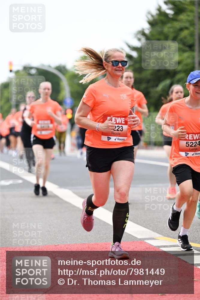 15.06.2025 - REWE Women's Run Dr. Thomas Lammeyer http://msf.ph/oto/7981449 15.06.2025 10:45:49 Laufen 223, 5224 meine-sportfotos.de