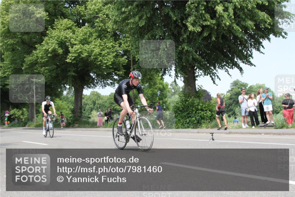 15.06.2025 - 7 Türme Triathlon Yannick Fuchs http://msf.ph/oto/7981460 15.06.2025 13:29:11 Radfahren  meine-sportfotos.de
