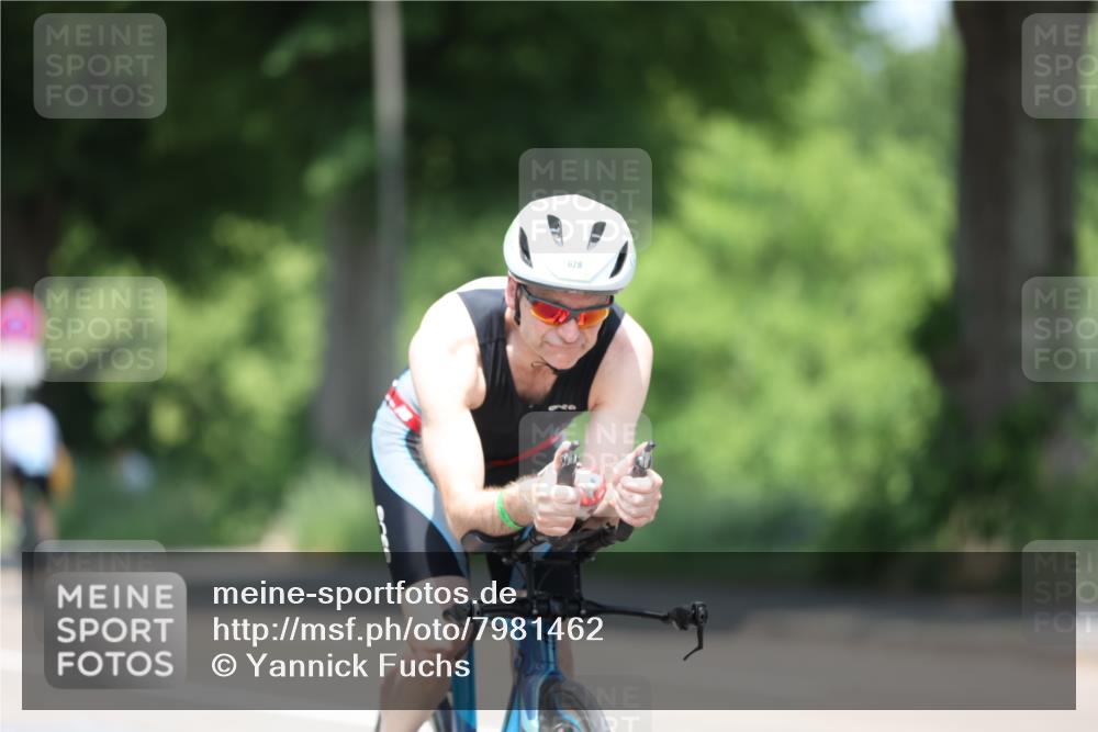15.06.2025 - 7 Türme Triathlon Yannick Fuchs http://msf.ph/oto/7981462 15.06.2025 12:49:40 Radfahren 261, 462, 511, 671 meine-sportfotos.de