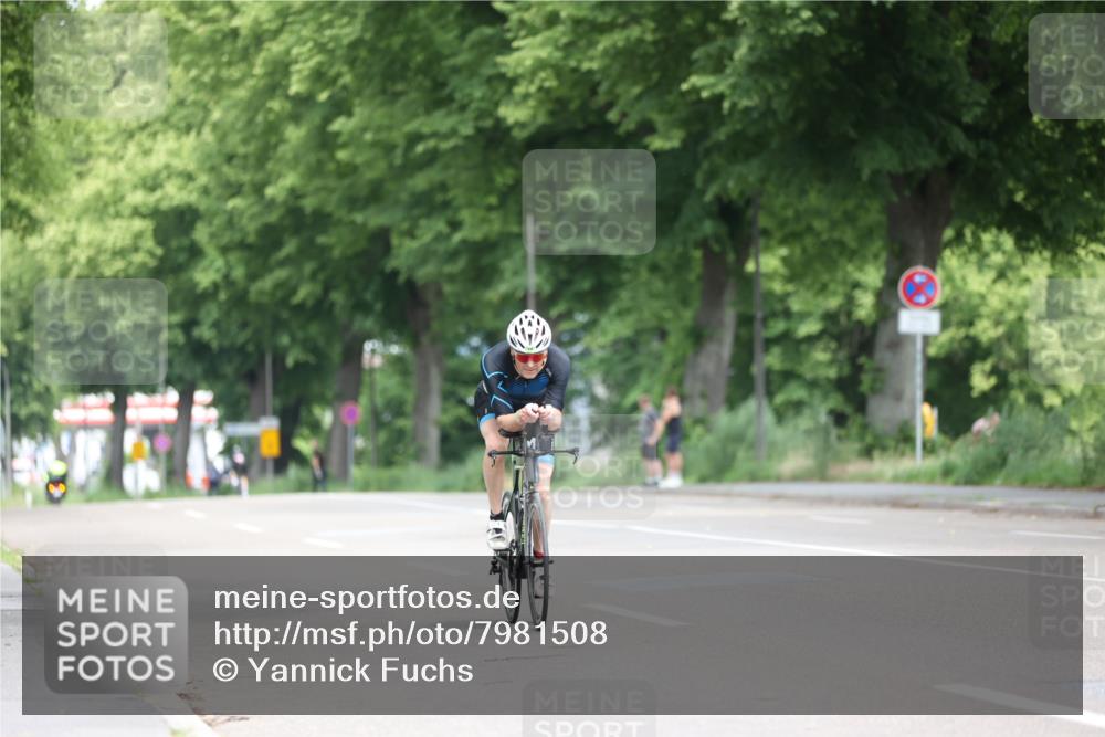 15.06.2025 - 7 Türme Triathlon Yannick Fuchs http://msf.ph/oto/7981508 15.06.2025 11:25:38 Radfahren 218 meine-sportfotos.de