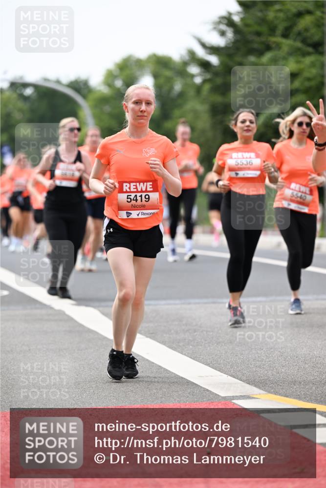 15.06.2025 - REWE Women's Run Dr. Thomas Lammeyer http://msf.ph/oto/7981540 15.06.2025 10:45:51 Laufen 5419, 5536, 5540 meine-sportfotos.de