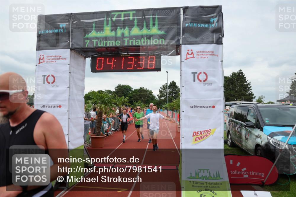 15.06.2025 - 7 Türme Triathlon Michael Strokosch http://msf.ph/oto/7981541 15.06.2025 14:13:38 Ziel 422, 591, 638, 798, 948 meine-sportfotos.de