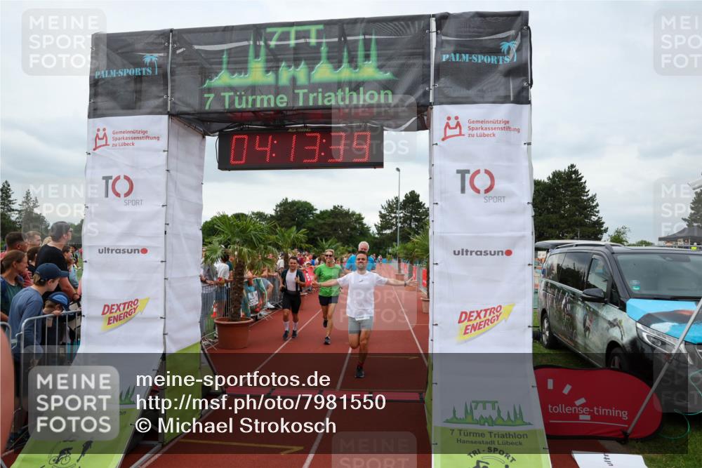 15.06.2025 - 7 Türme Triathlon Michael Strokosch http://msf.ph/oto/7981550 15.06.2025 14:13:38 Ziel 422, 591, 638, 798, 948 meine-sportfotos.de