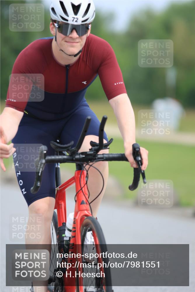 15.06.2025 - 27. Vierlanden-Triathlon H.Heesch http://msf.ph/oto/7981551 15.06.2025 10:48:12 Radfahren 22, 72, 93, 187, 393 meine-sportfotos.de