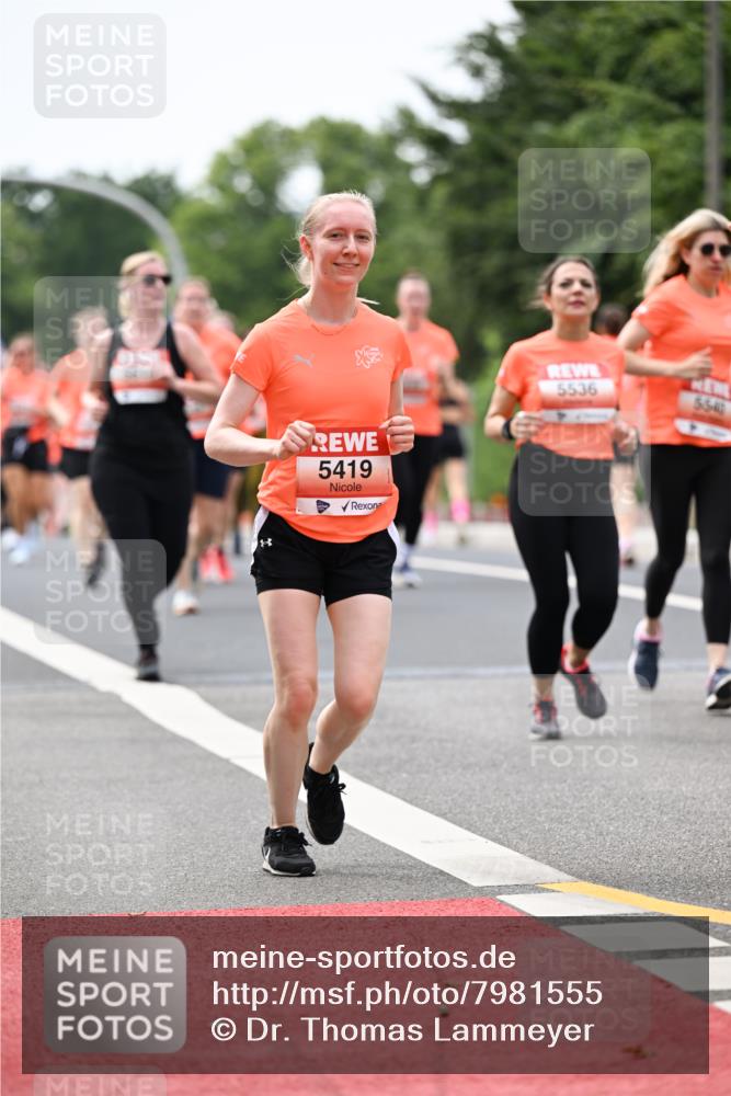 15.06.2025 - REWE Women's Run Dr. Thomas Lammeyer http://msf.ph/oto/7981555 15.06.2025 10:45:51 Laufen 5419, 5536, 5541 meine-sportfotos.de