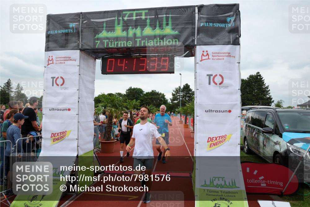 15.06.2025 - 7 Türme Triathlon Michael Strokosch http://msf.ph/oto/7981576 15.06.2025 14:13:39 Ziel 422, 591, 638, 798, 948 meine-sportfotos.de