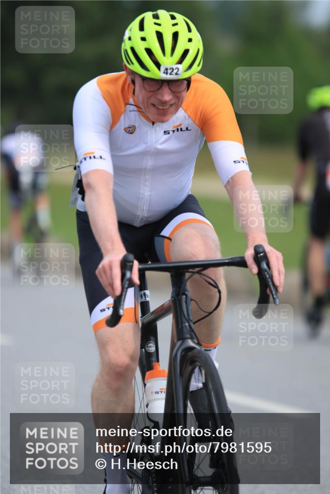 15.06.2025 - 27. Vierlanden-Triathlon H.Heesch http://msf.ph/oto/7981595 15.06.2025 10:48:24 Radfahren 14, 34, 139, 422 meine-sportfotos.de