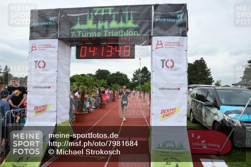 15.06.2025 - 7 Türme Triathlon Michael Strokosch http://msf.ph/oto/7981684 15.06.2025 14:13:48 Ziel 674 meine-sportfotos.de