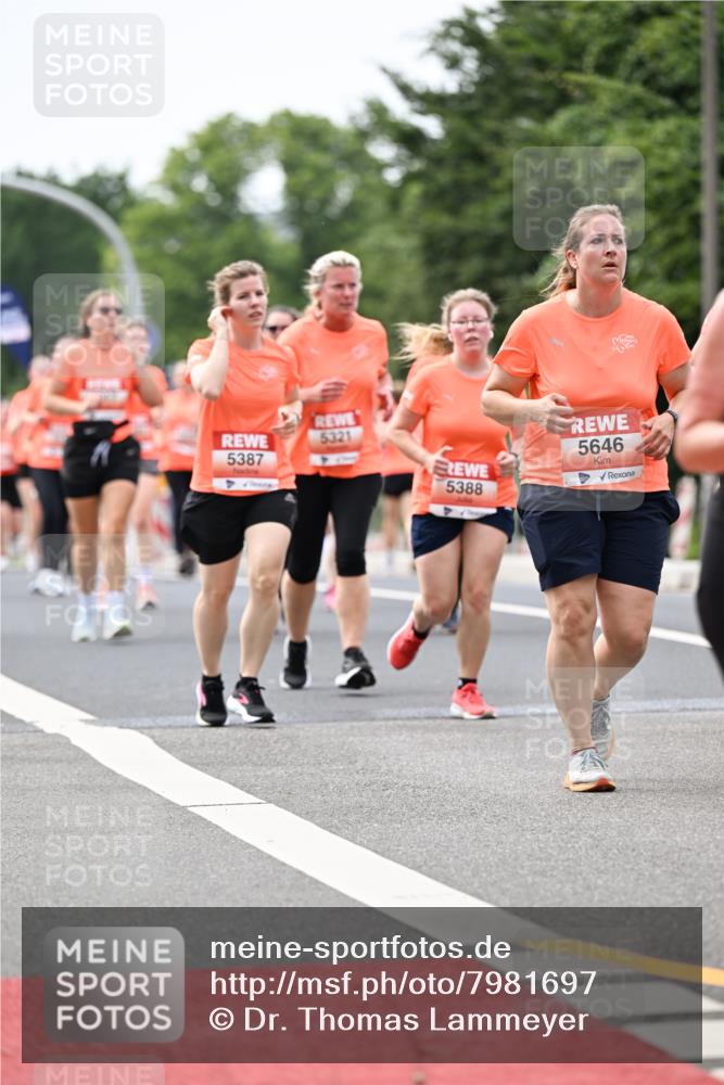 15.06.2025 - REWE Women's Run Dr. Thomas Lammeyer http://msf.ph/oto/7981697 15.06.2025 10:45:55 Laufen 5387, 5321, 5388, 5646 meine-sportfotos.de