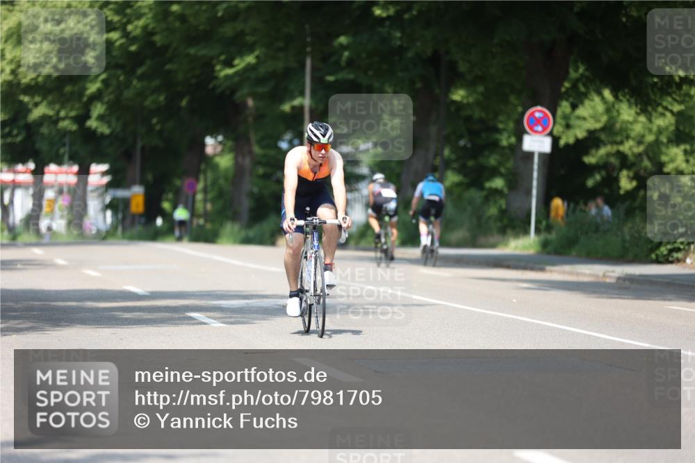 15.06.2025 - 7 Türme Triathlon Yannick Fuchs http://msf.ph/oto/7981705 15.06.2025 12:49:59 Radfahren 498 meine-sportfotos.de
