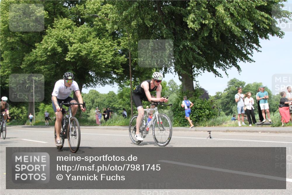 15.06.2025 - 7 Türme Triathlon Yannick Fuchs http://msf.ph/oto/7981745 15.06.2025 13:29:58 Radfahren  meine-sportfotos.de