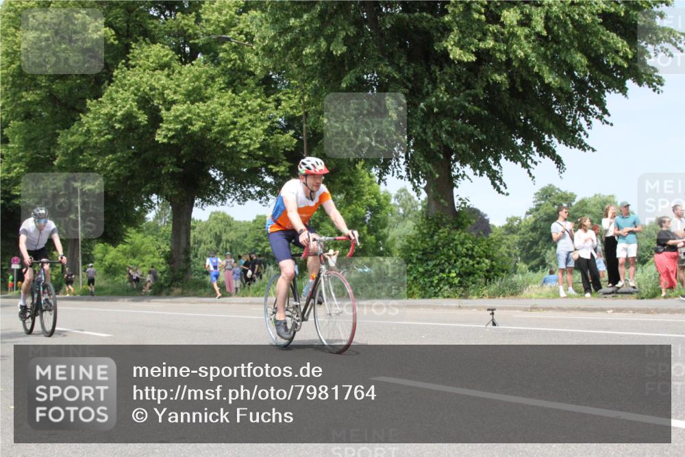 15.06.2025 - 7 Türme Triathlon Yannick Fuchs http://msf.ph/oto/7981764 15.06.2025 13:30:02 Radfahren  meine-sportfotos.de