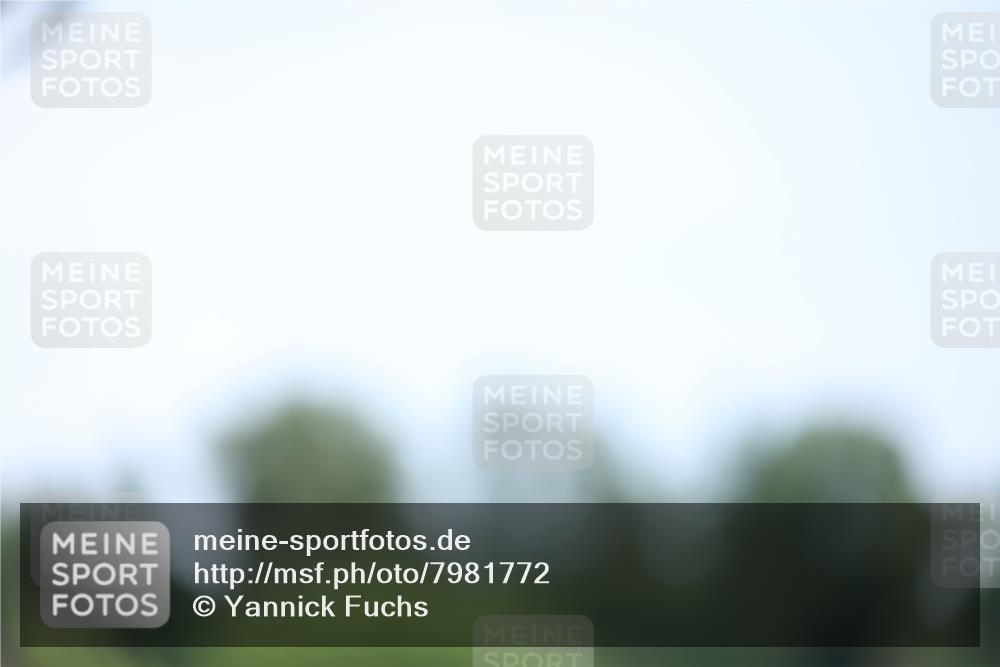 15.06.2025 - 7 Türme Triathlon Yannick Fuchs http://msf.ph/oto/7981772 15.06.2025 11:26:18 Radfahren 228, 258, 336 meine-sportfotos.de