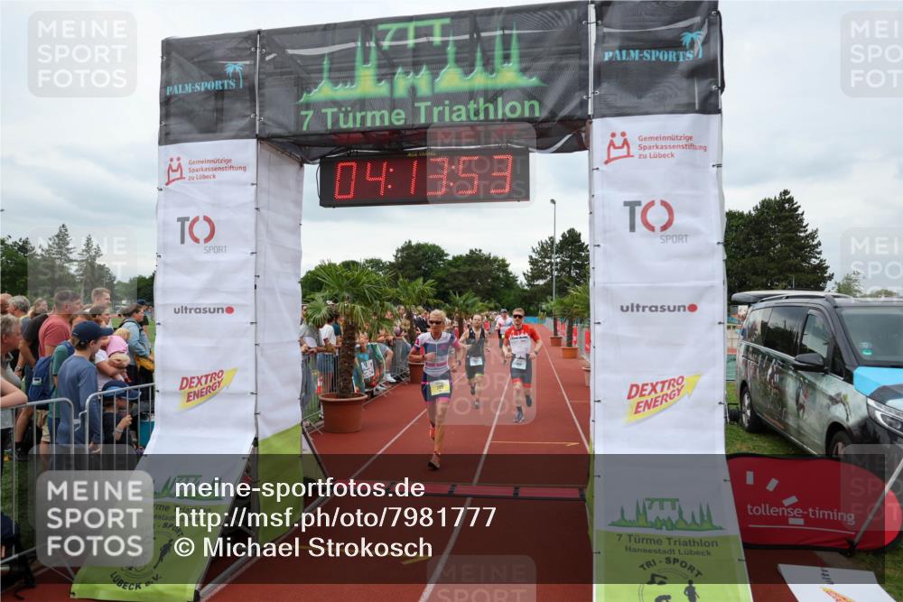 15.06.2025 - 7 Türme Triathlon Michael Strokosch http://msf.ph/oto/7981777 15.06.2025 14:13:53 Ziel 397, 446, 674, 749, 1078 meine-sportfotos.de