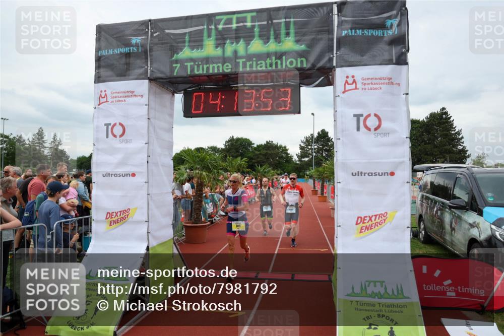 15.06.2025 - 7 Türme Triathlon Michael Strokosch http://msf.ph/oto/7981792 15.06.2025 14:13:53 Ziel 397, 446, 674, 749, 1078 meine-sportfotos.de