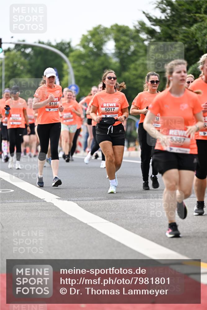 15.06.2025 - REWE Women's Run Dr. Thomas Lammeyer http://msf.ph/oto/7981801 15.06.2025 10:45:57 Laufen 6262, 5135, 5017, 18, 5387 meine-sportfotos.de