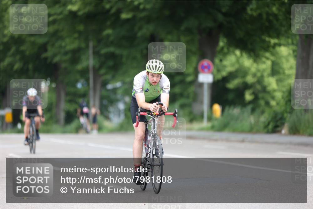 15.06.2025 - 7 Türme Triathlon Yannick Fuchs http://msf.ph/oto/7981808 15.06.2025 11:26:27 Radfahren 223, 281 meine-sportfotos.de