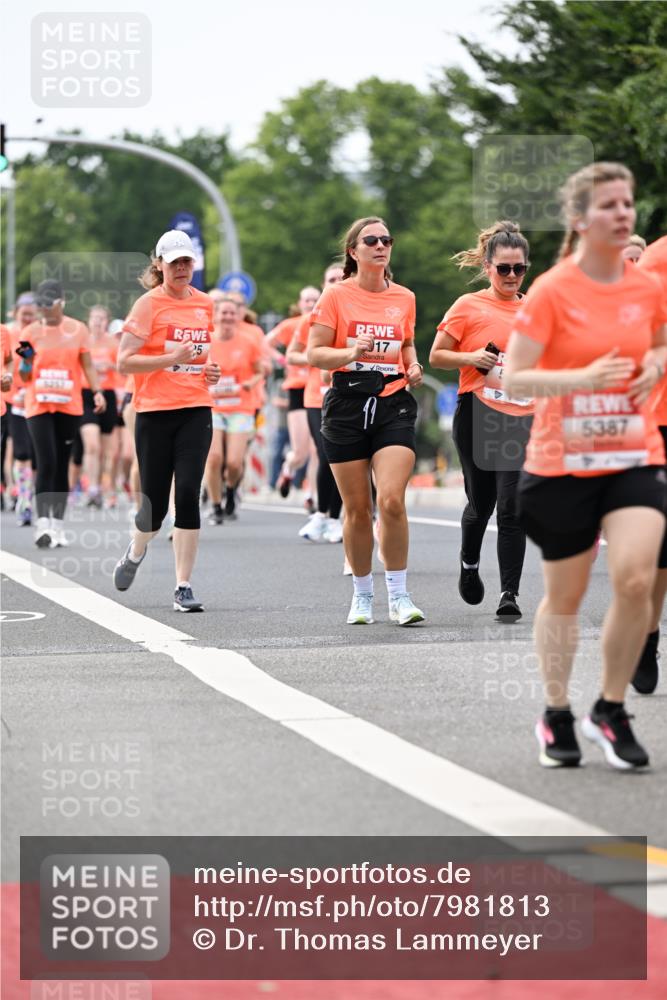 15.06.2025 - REWE Women's Run Dr. Thomas Lammeyer http://msf.ph/oto/7981813 15.06.2025 10:45:57 Laufen 17, 5387 meine-sportfotos.de