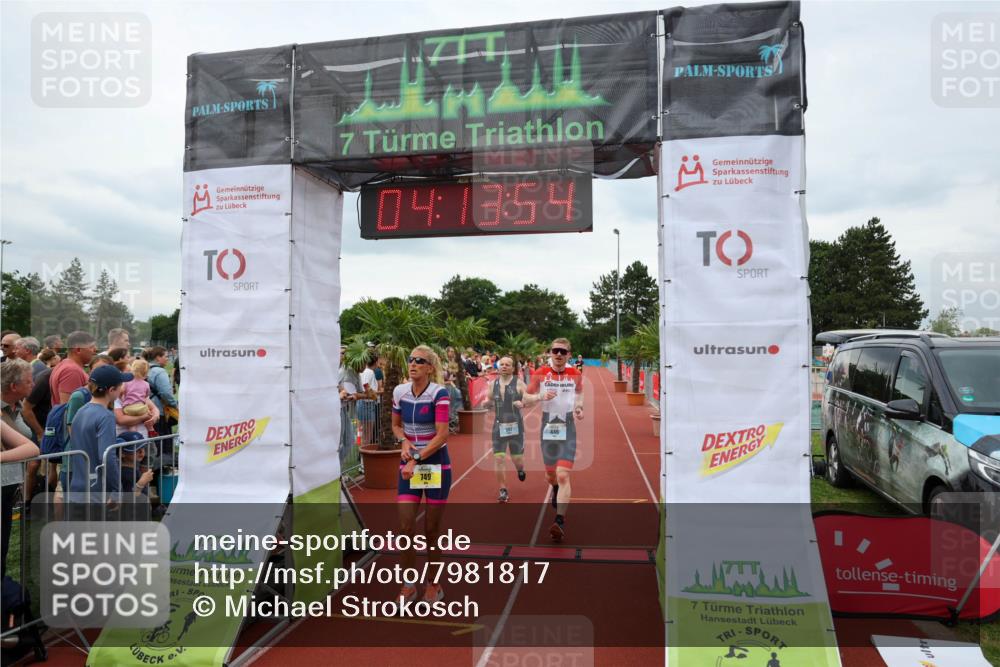 15.06.2025 - 7 Türme Triathlon Michael Strokosch http://msf.ph/oto/7981817 15.06.2025 14:13:54 Ziel 397, 445, 446, 674, 749, 1078 meine-sportfotos.de