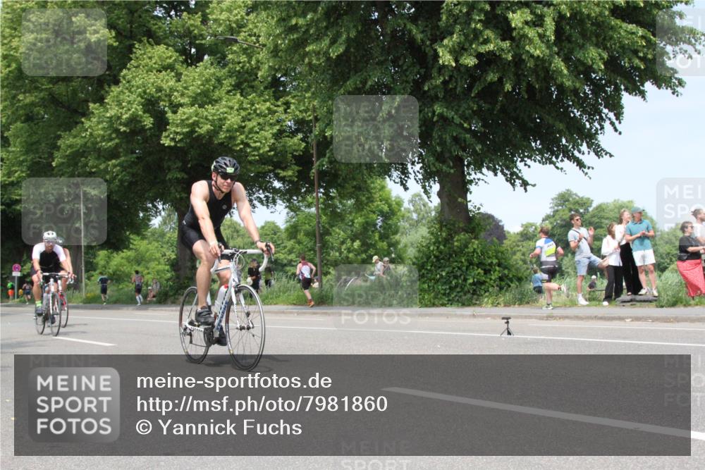 15.06.2025 - 7 Türme Triathlon Yannick Fuchs http://msf.ph/oto/7981860 15.06.2025 13:30:23 Radfahren  meine-sportfotos.de