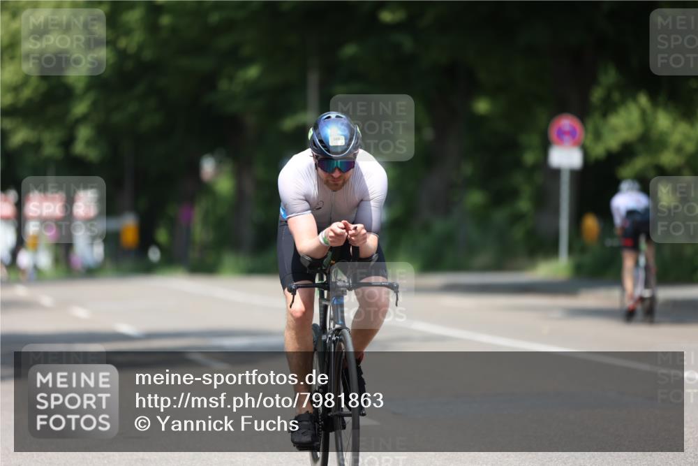 15.06.2025 - 7 Türme Triathlon Yannick Fuchs http://msf.ph/oto/7981863 15.06.2025 12:50:21 Radfahren 389, 530, 540, 560 meine-sportfotos.de