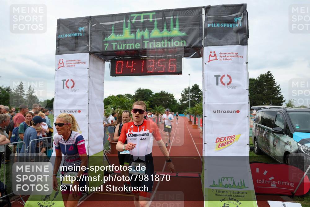 15.06.2025 - 7 Türme Triathlon Michael Strokosch http://msf.ph/oto/7981870 15.06.2025 14:13:55 Ziel 397, 445, 446, 674, 749, 1078 meine-sportfotos.de
