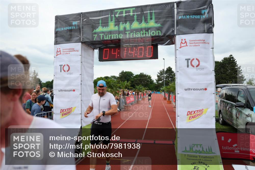 15.06.2025 - 7 Türme Triathlon Michael Strokosch http://msf.ph/oto/7981938 15.06.2025 14:13:59 Ziel 397, 445, 446, 712, 749, 1078 meine-sportfotos.de