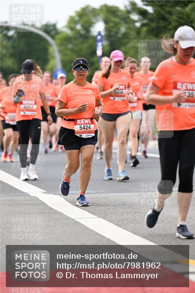 15.06.2025 - REWE Women's Run Dr. Thomas Lammeyer http://msf.ph/oto/7981962 15.06.2025 10:46:01 Laufen 5257, 5424, 5506, 135 meine-sportfotos.de