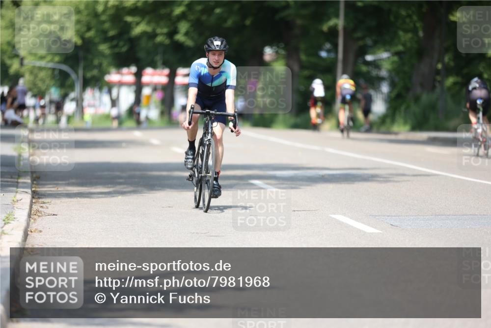 15.06.2025 - 7 Türme Triathlon Yannick Fuchs http://msf.ph/oto/7981968 15.06.2025 12:50:31 Radfahren 537, 541 meine-sportfotos.de