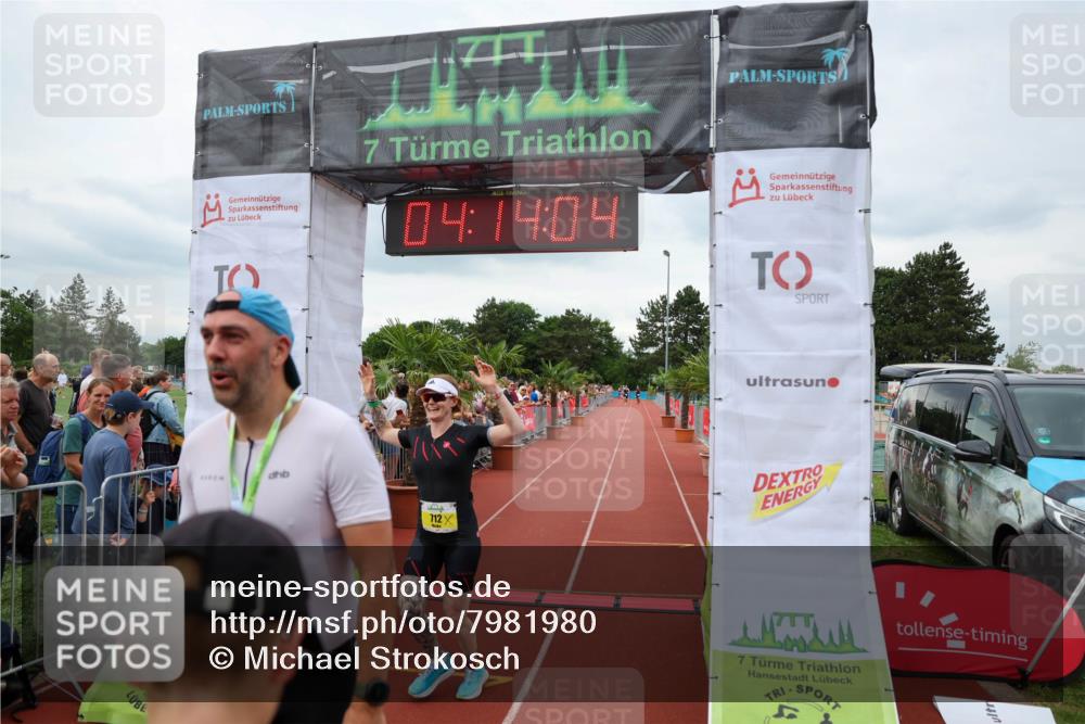 15.06.2025 - 7 Türme Triathlon Michael Strokosch http://msf.ph/oto/7981980 15.06.2025 14:14:03 Ziel 445, 712, 1078 meine-sportfotos.de