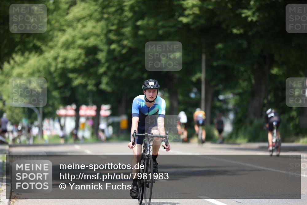 15.06.2025 - 7 Türme Triathlon Yannick Fuchs http://msf.ph/oto/7981983 15.06.2025 12:50:32 Radfahren 537, 541 meine-sportfotos.de